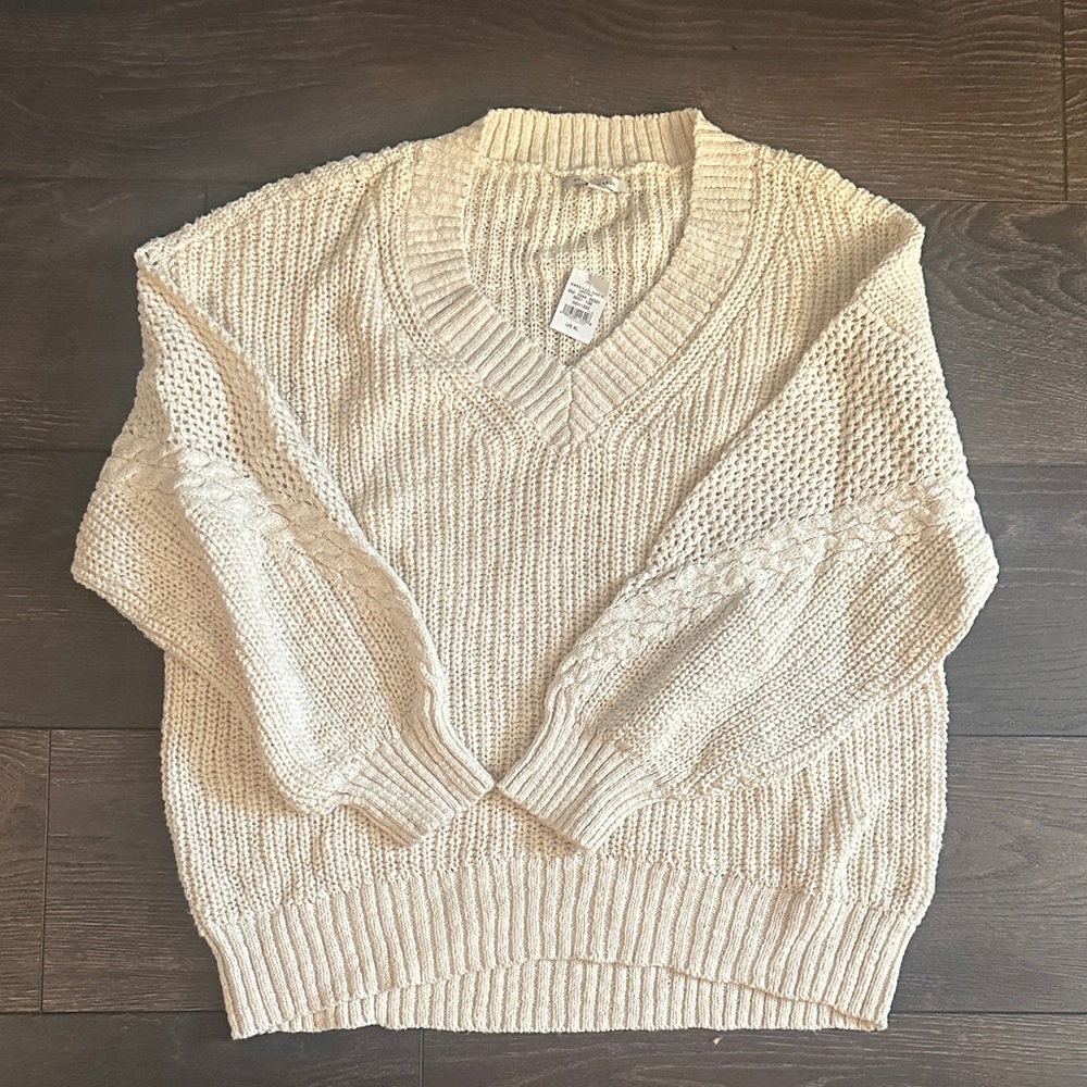 American Eagle Outfitters Cream V-Neck Sweater